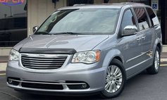 2013 Chrysler Town and Country Limited
