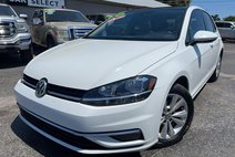 2018 Volkswagen Golf TSI SE