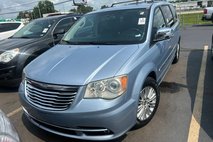 2012 Chrysler Town and Country Limited