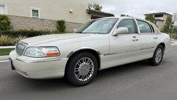 2007 Lincoln Town Car Signature Limited