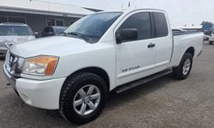2014 Nissan Titan SV
