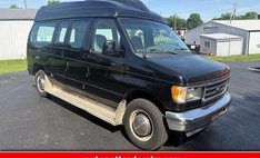 2003 Ford E-Series XL