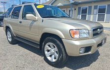 2002 Nissan Pathfinder LE