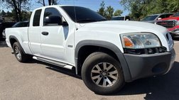 2006 Mitsubishi Raider Duro Cross V8