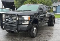 2017 Ford Super Duty F-350 Lariat