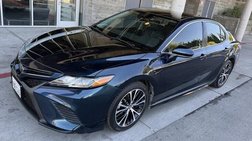 2019 Toyota Camry SE FWD