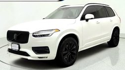 2021 Volvo XC90 T6 Momentum 7-Passenger
