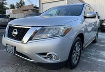 2015 Nissan Pathfinder SV