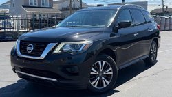 2017 Nissan Pathfinder S