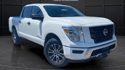 2022 Nissan Titan SV