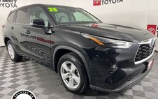 2023 Toyota Highlander Hybrid LE
