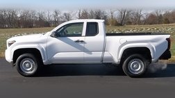 2025 Toyota Tacoma SR