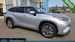 2022 Toyota Highlander Hybrid Platinum