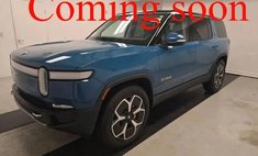 2024 Rivian R1S Adventure