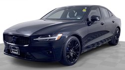 2023 Volvo S60 B5 Plus Black Edition