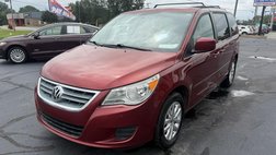 2012 Volkswagen Routan SE