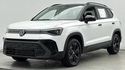 2025 Volkswagen Taos SE Black