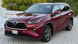 2022 Toyota Highlander Hybrid XLE