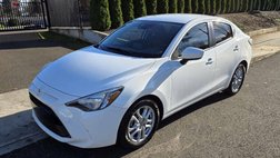 2017 Toyota Yaris iA Base