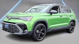 2025 Volkswagen Taos SE Black 4Motion