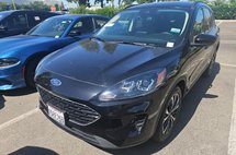 2022 Ford Escape Hybrid SE