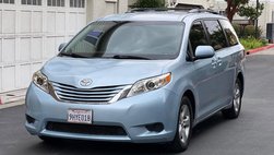 2016 Toyota Sienna LE 8-Passenger