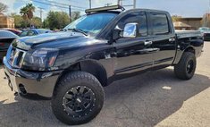 2004 Nissan Titan LE