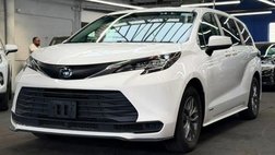 2021 Toyota Sienna LE 8-Passenger