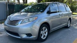 2015 Toyota Sienna LE