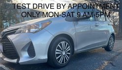 2017 Toyota Yaris LE 2dr Hatchback