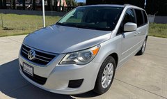 2012 Volkswagen Routan SE