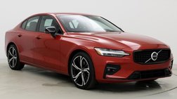 2024 Volvo S60 B5 Plus Dark Theme