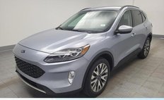 2022 Ford Escape Hybrid Titanium