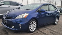 2014 Toyota Prius v Five