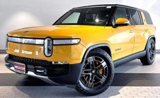 2023 Rivian R1S Adventure