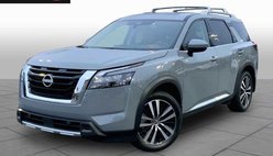 2025 Nissan Pathfinder Platinum