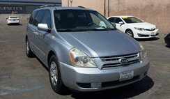 2010 Kia Sedona LX
