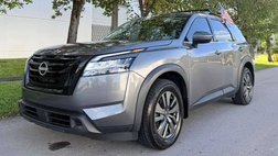 2022 Nissan Pathfinder SV