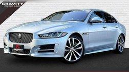 2017 Jaguar XE 35t R-Sport