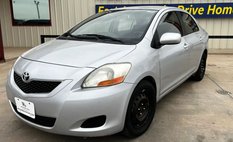 2010 Toyota Yaris Base