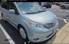 2017 Toyota Sienna XLE 7-Passenger