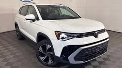 2025 Volkswagen Taos SE 4Motion