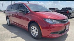 2025 Chrysler Voyager LX
