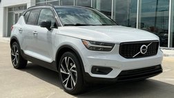 2022 Volvo XC40 T5 R-Design