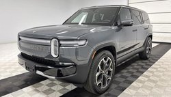 2025 Rivian R1S Adventure
