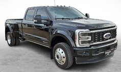 2026 Ford F-450 Super Duty Platinum