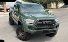 2022 Toyota Tacoma TRD Off-Road