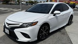 2020 Toyota Camry SE