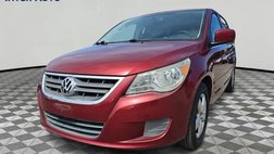 2011 Volkswagen Routan SE