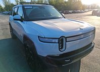 2024 Rivian R1S Adventure